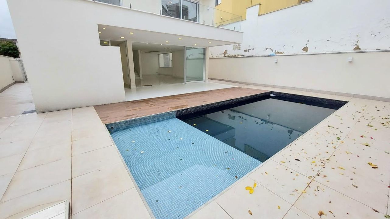 Casa de Condomínio à venda com 4 quartos, 445m² - Foto 15