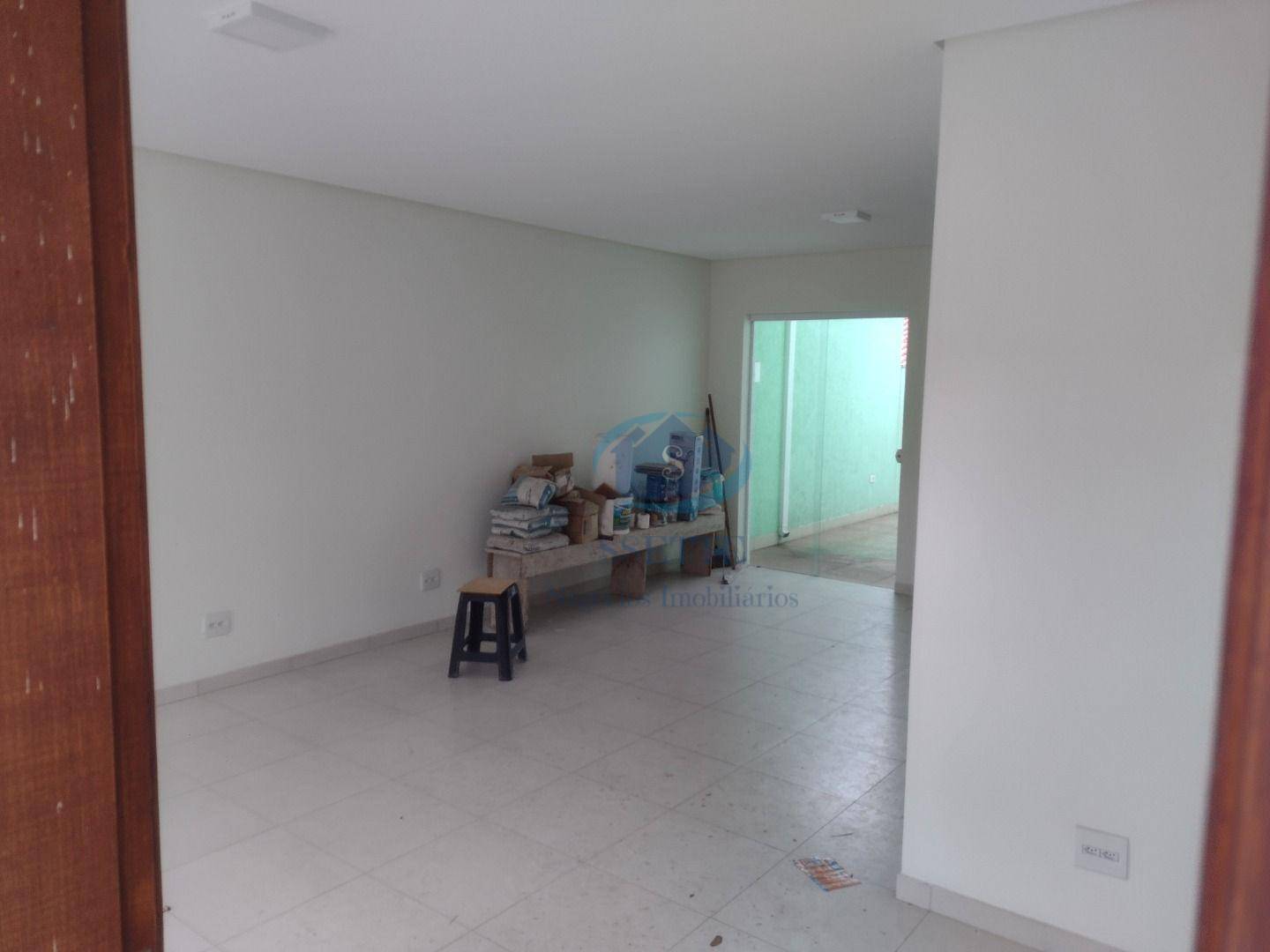 Sobrado à venda com 3 quartos, 240m² - Foto 4