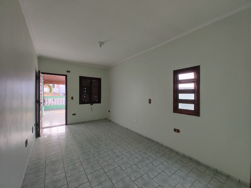 Sobrado à venda com 3 quartos, 270m² - Foto 27