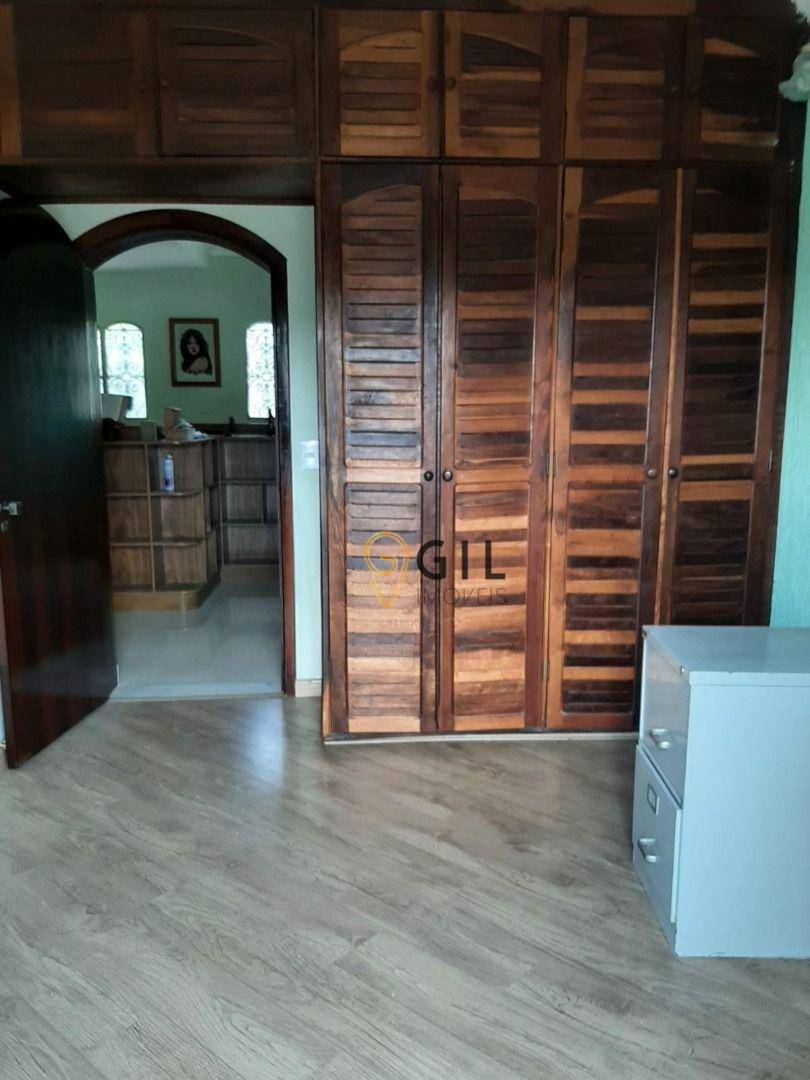 Sobrado à venda com 4 quartos, 217m² - Foto 13