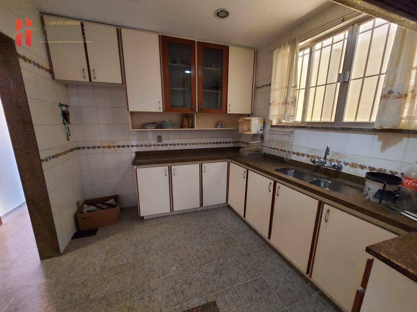 Casa à venda com 5 quartos, 300m² - Foto 20