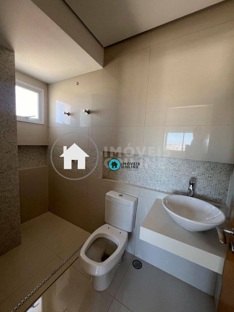 Apartamento à venda com 4 quartos, 218m² - Foto 8