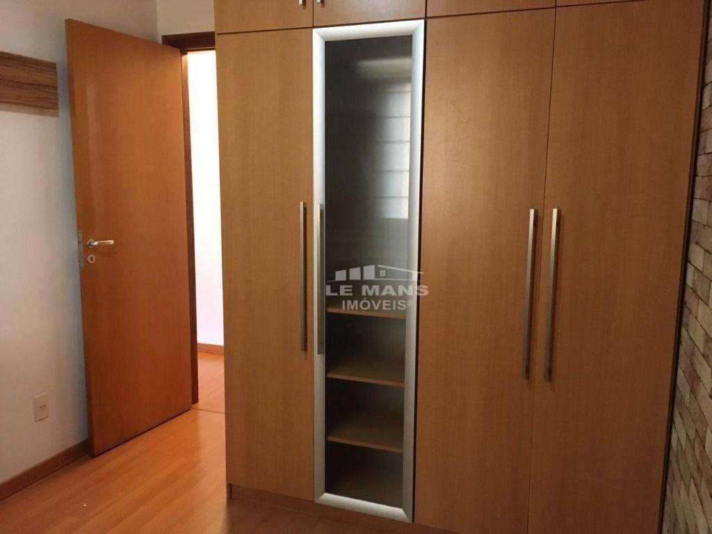 Apartamento à venda com 3 quartos, 97m² - Foto 10