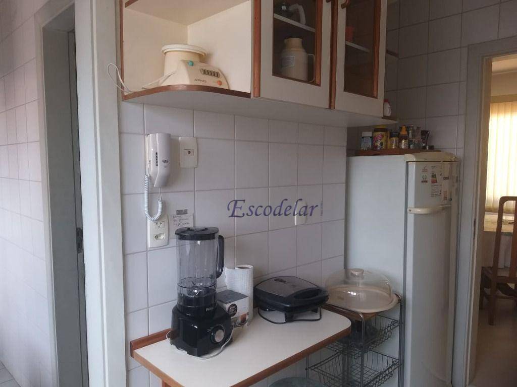 Apartamento à venda com 3 quartos, 96m² - Foto 4