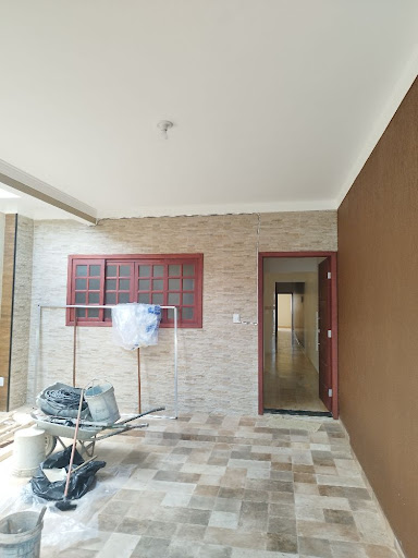 Casa à venda com 3 quartos, 100m² - Foto 3