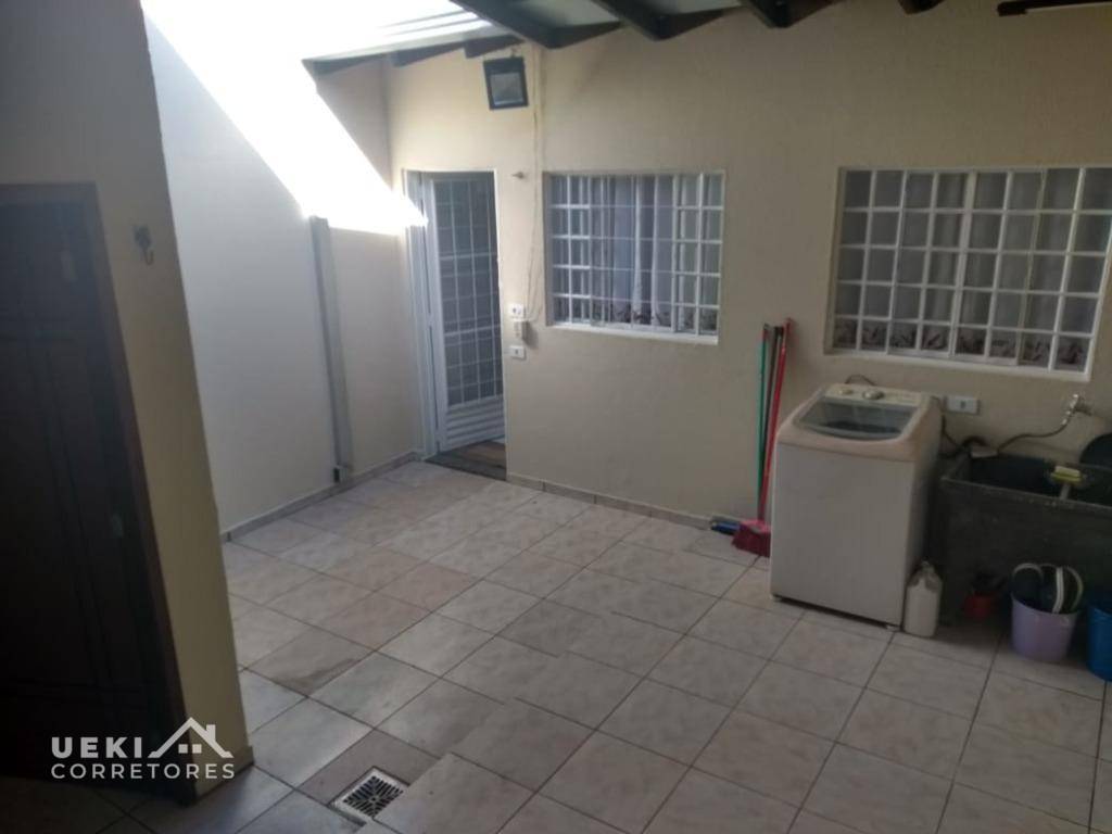 Casa à venda com 2 quartos, 70m² - Foto 6