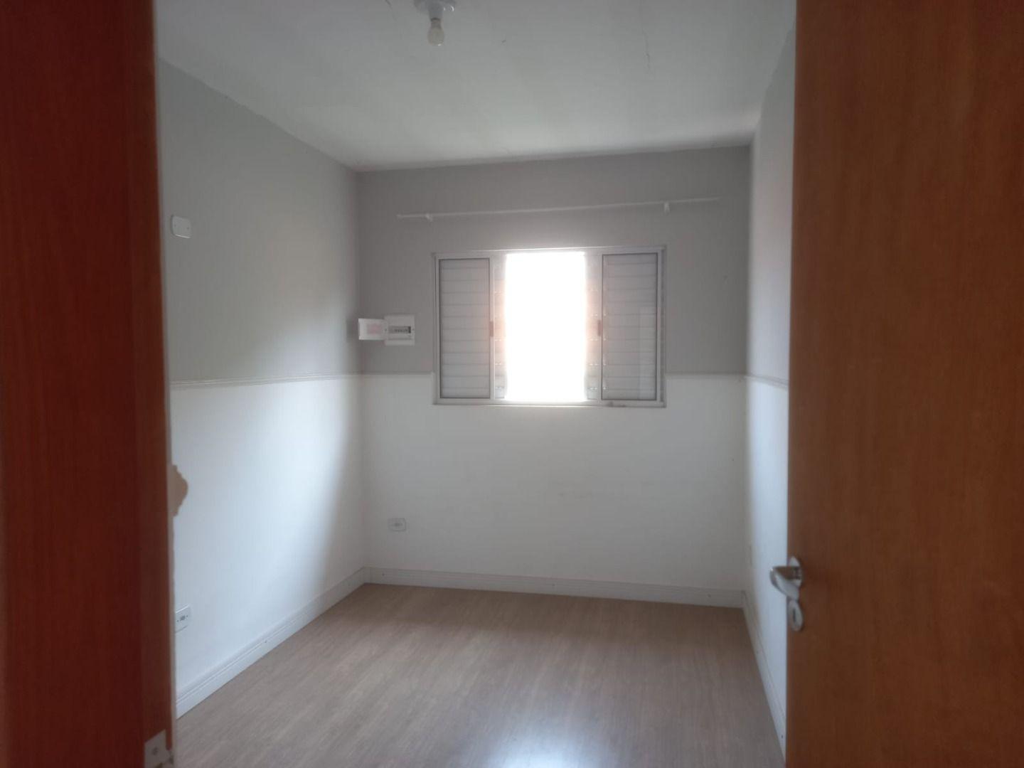 Sobrado à venda com 3 quartos, 200m² - Foto 17