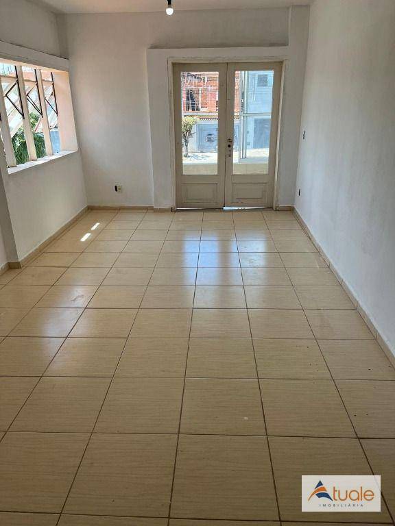 Casa para alugar com 2 quartos, 100m² - Foto 11