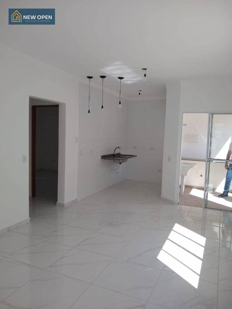 Casa à venda com 2 quartos, 60m² - Foto 5