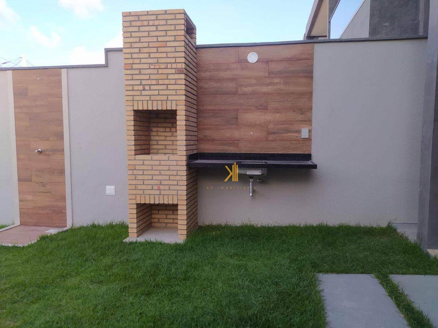 Casa à venda com 3 quartos, 100m² - Foto 4