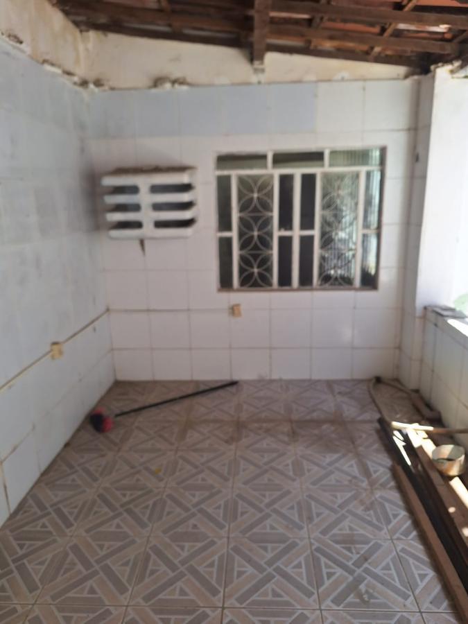 Casa para alugar com 2 quartos, 100m² - Foto 4