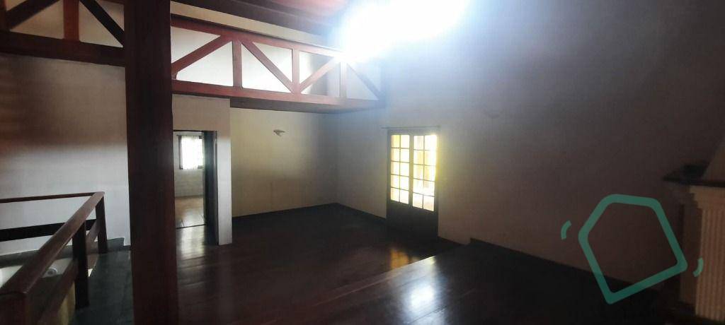 Casa para alugar com 3 quartos, 500m² - Foto 9