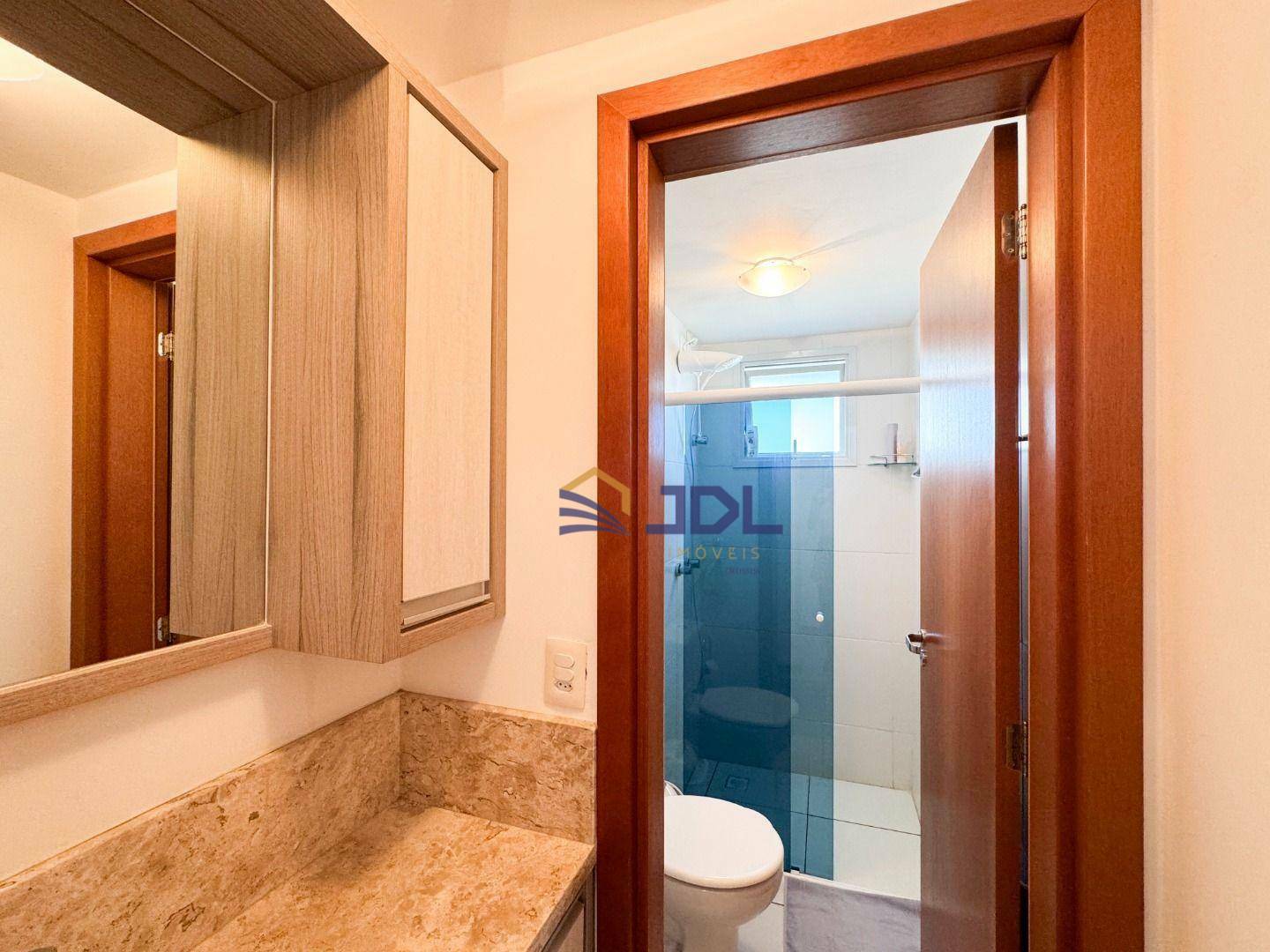 Apartamento à venda com 2 quartos, 70m² - Foto 7