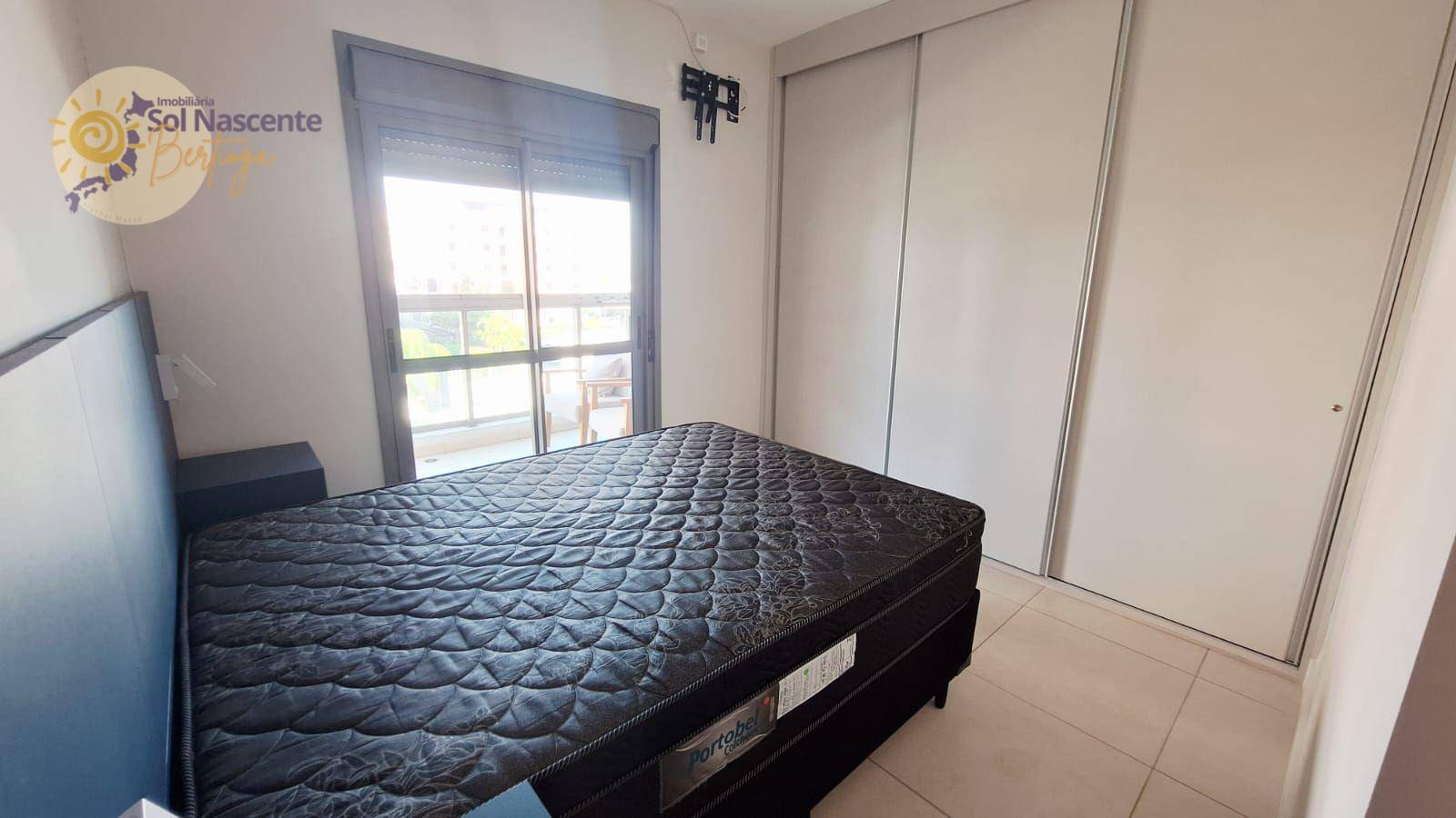 Apartamento à venda com 3 quartos, 95m² - Foto 4