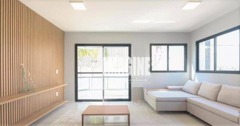 Apartamento à venda com 3 quartos, 150m² - Foto 2