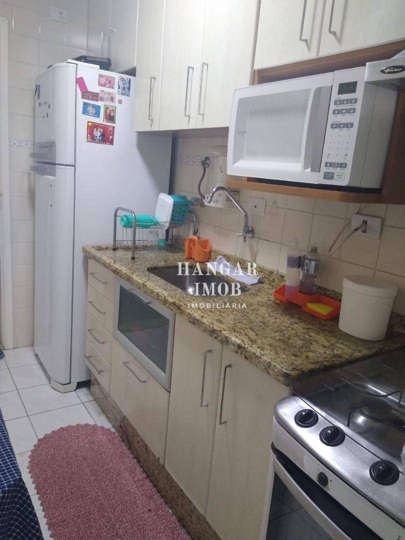 Apartamento à venda com 3 quartos, 70m² - Foto 26