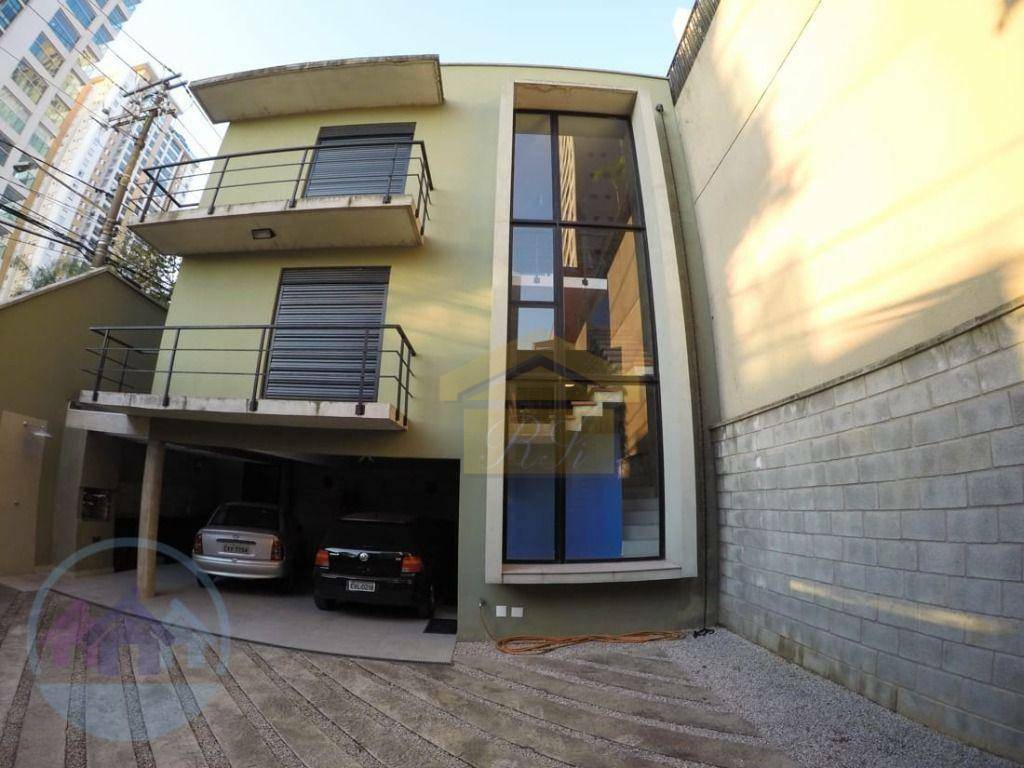 Sobrado à venda com 10 quartos, 350m² - Foto 2