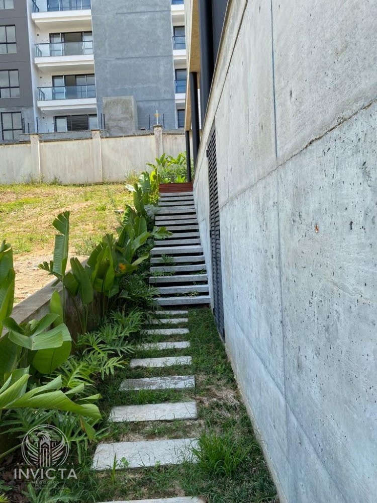 Casa à venda com 4 quartos, 500m² - Foto 11