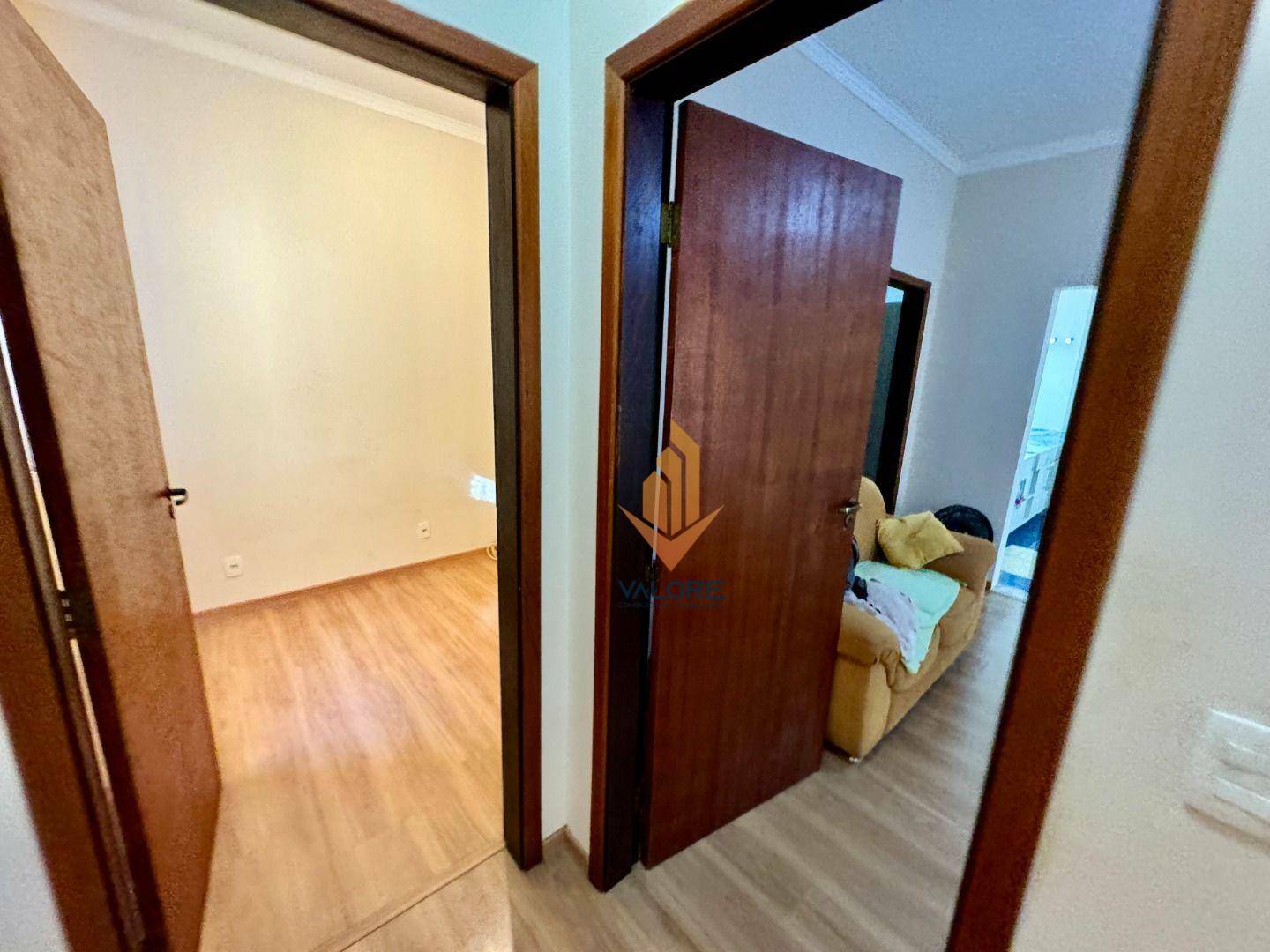 Casa à venda com 4 quartos, 278m² - Foto 20