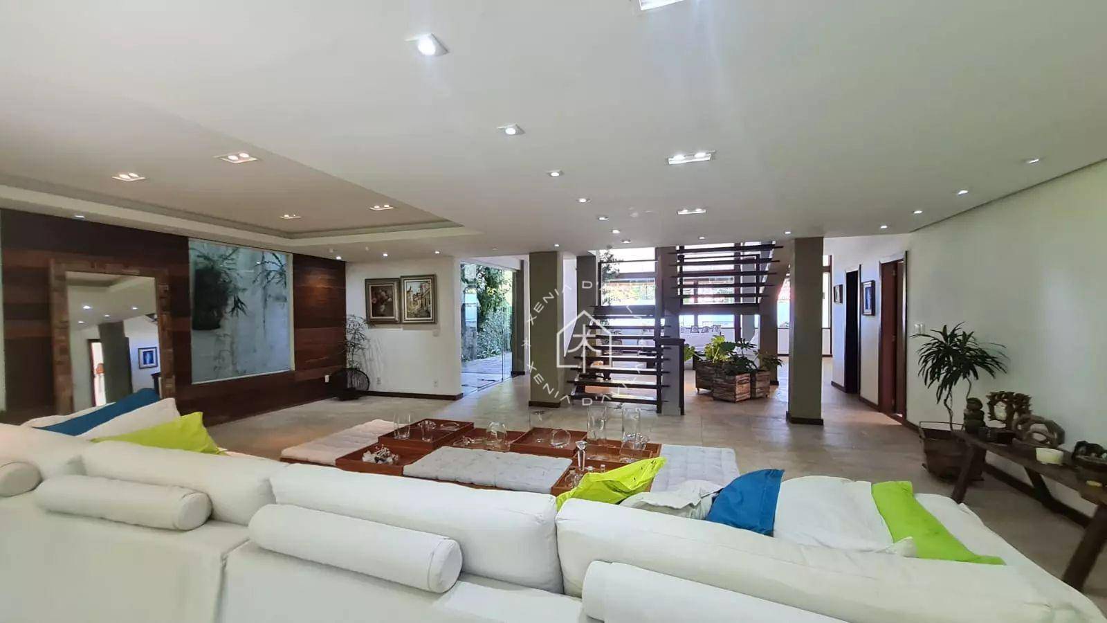 Casa de Condomínio à venda com 4 quartos, 550m² - Foto 14