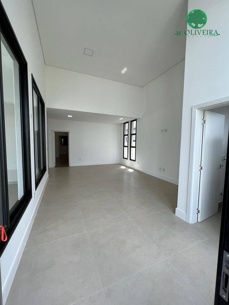 Casa de Condomínio à venda com 3 quartos, 168m² - Foto 4