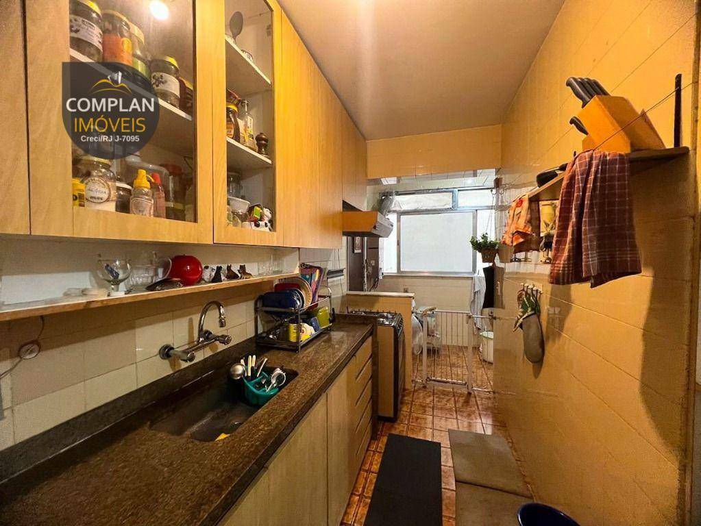 Apartamento à venda com 3 quartos, 135m² - Foto 16