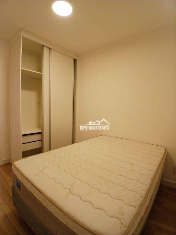 Apartamento para alugar com 2 quartos, 70m² - Foto 11