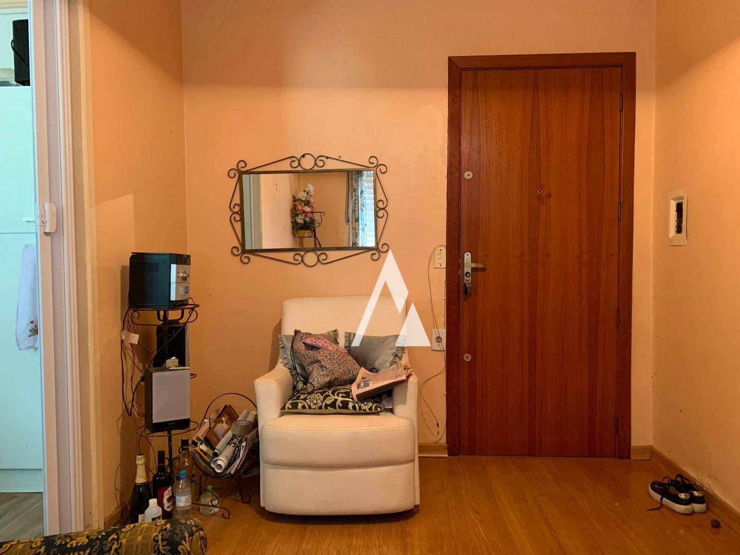 Apartamento à venda com 1 quarto, 32m² - Foto 7