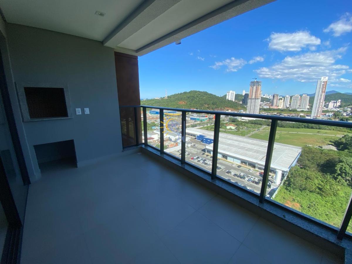 Apartamento à venda com 2 quartos, 76m² - Foto 1