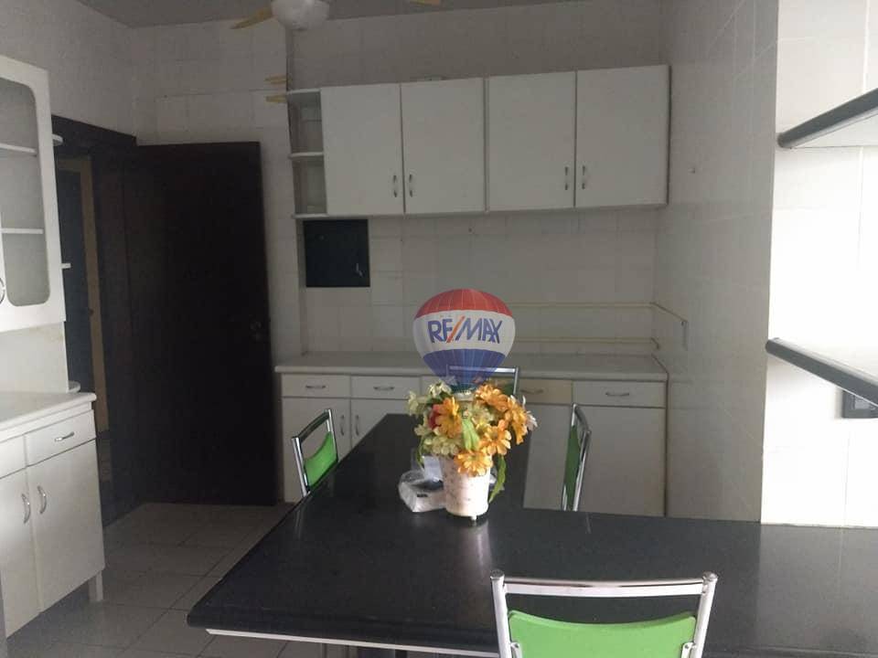 Apartamento para alugar com 3 quartos, 280m² - Foto 12