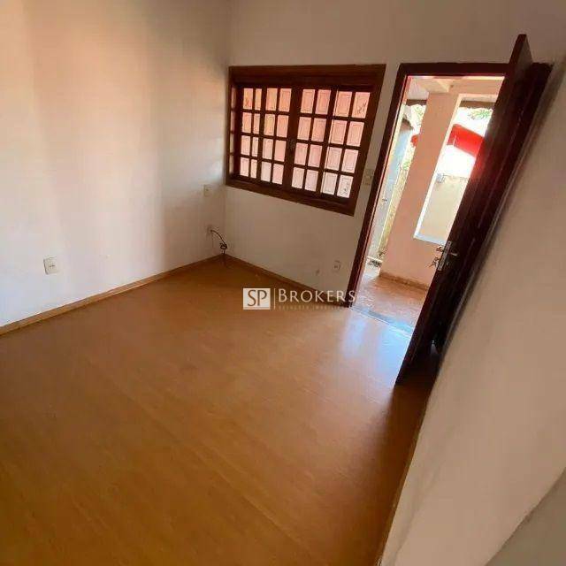 Casa à venda com 4 quartos, 152m² - Foto 27