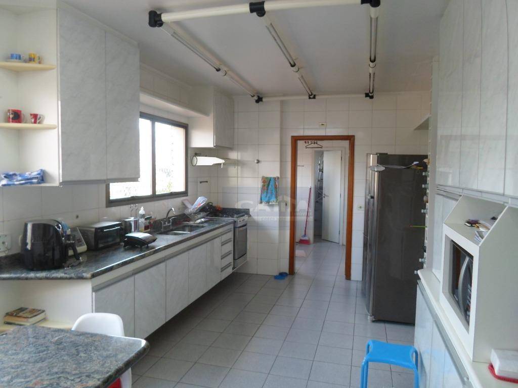 Apartamento à venda com 3 quartos, 190m² - Foto 26