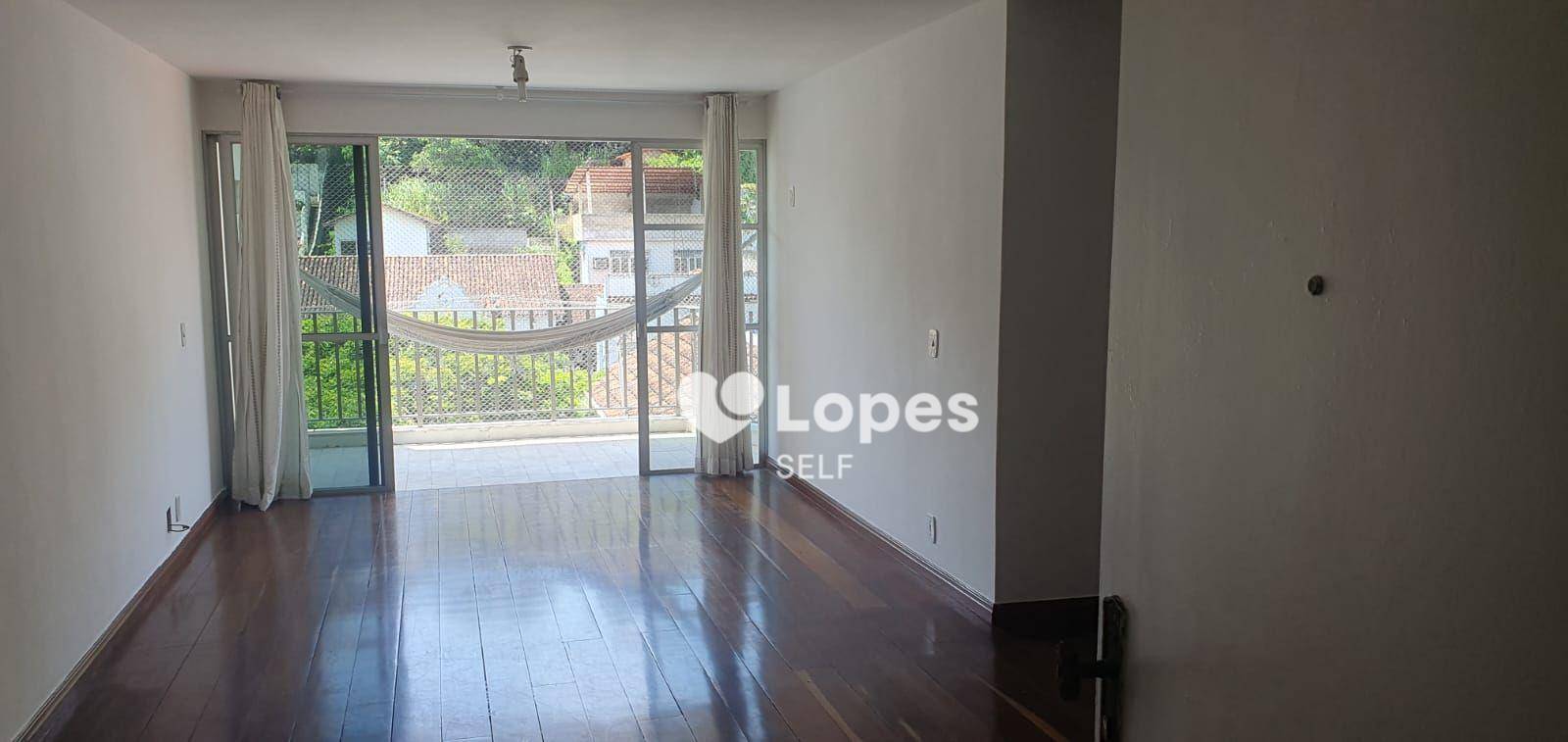 Apartamento à venda com 3 quartos, 140m² - Foto 1