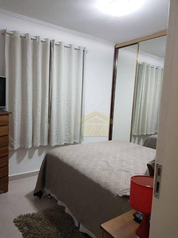 Apartamento à venda com 2 quartos, 67m² - Foto 12