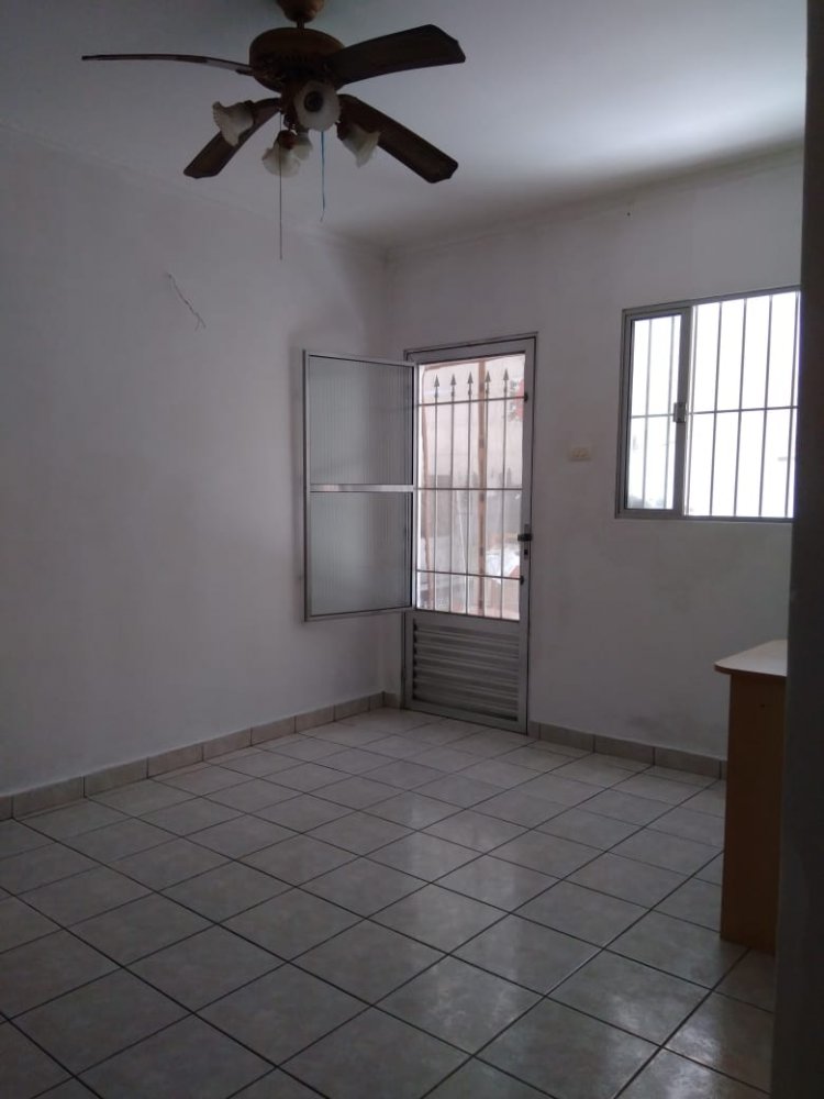 Casa à venda com 2 quartos, 120m² - Foto 19