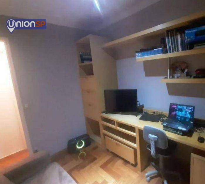 Apartamento à venda com 3 quartos, 80m² - Foto 4