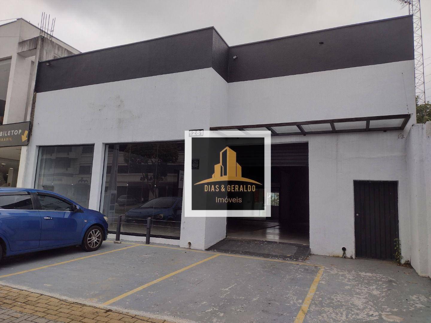 Loja-Salão para alugar, 213m² - Foto 1