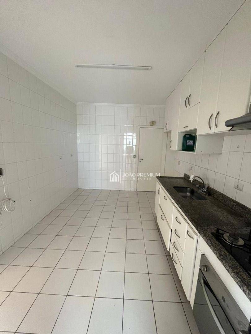 Apartamento à venda com 4 quartos, 122m² - Foto 7