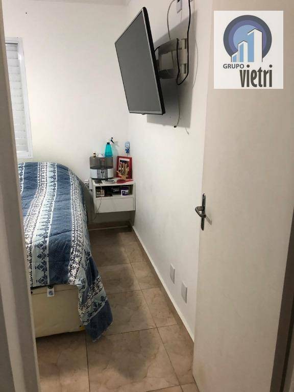 Apartamento à venda com 2 quartos, 60m² - Foto 11