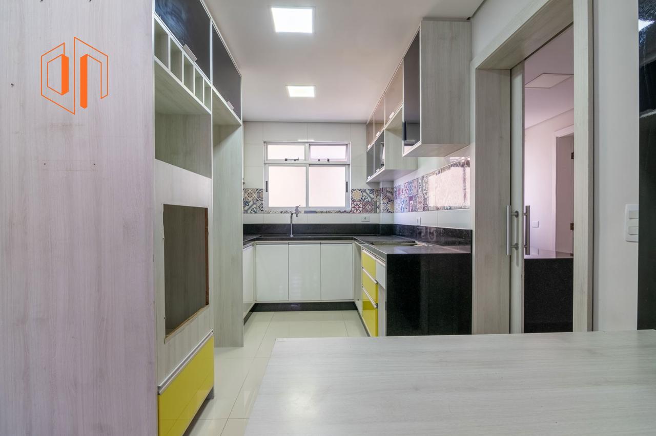 Apartamento à venda com 3 quartos, 123m² - Foto 10