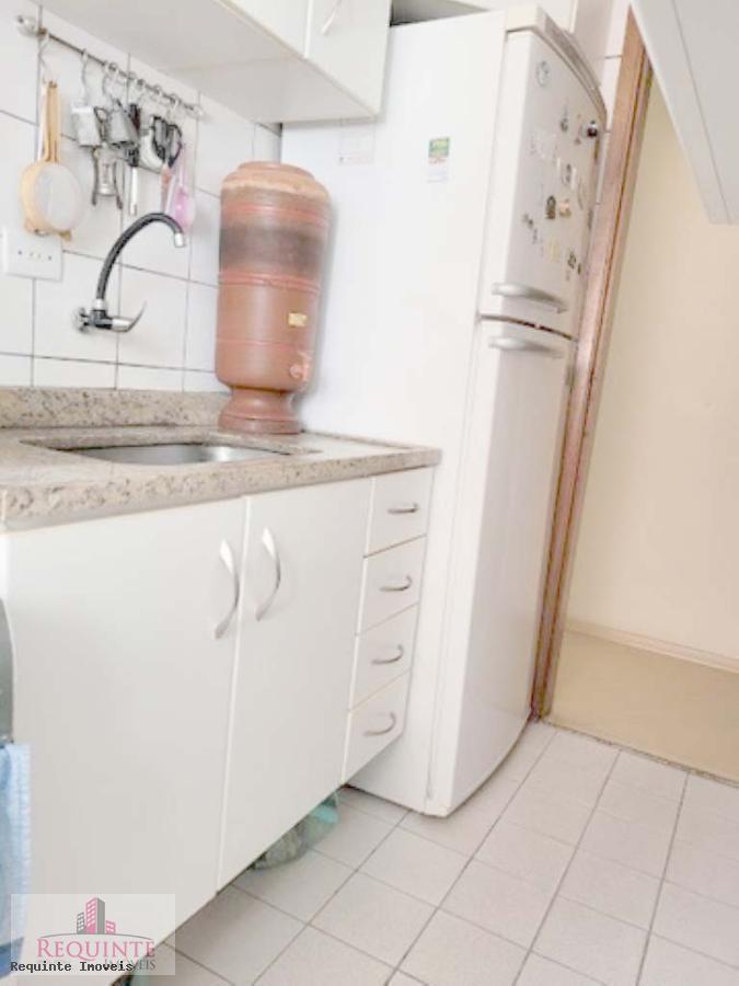 Apartamento à venda com 2 quartos, 51m² - Foto 10