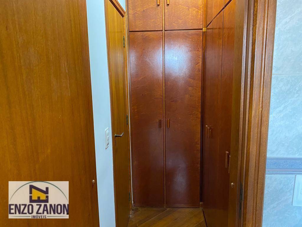 Apartamento à venda com 4 quartos, 185m² - Foto 20