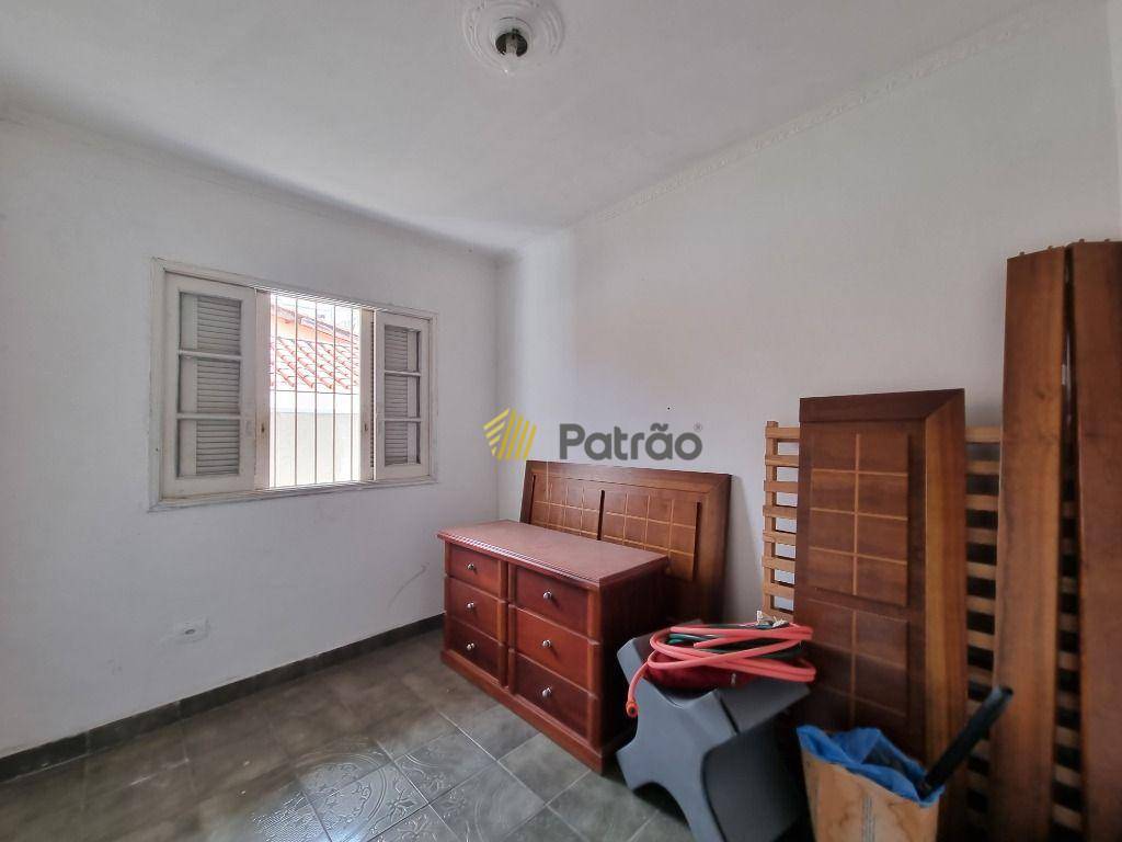 Casa à venda com 3 quartos, 220m² - Foto 10