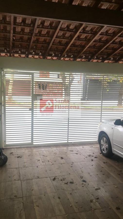 Sobrado à venda com 3 quartos, 241m² - Foto 1