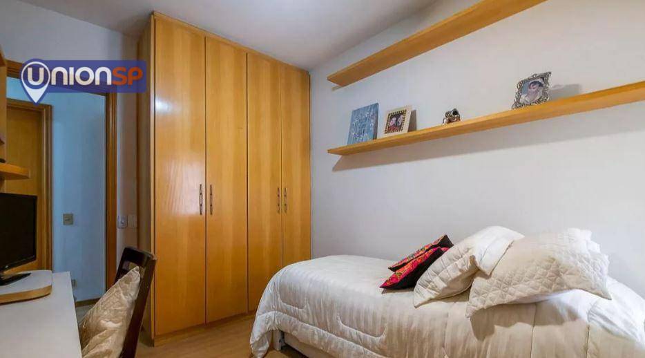 Apartamento à venda com 4 quartos, 144m² - Foto 8