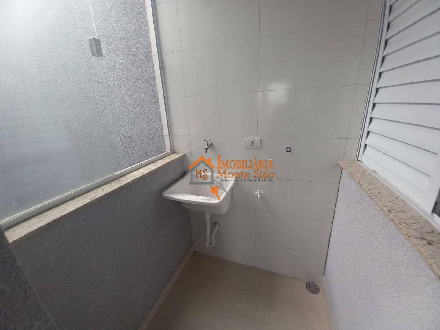 Apartamento à venda com 2 quartos, 40m² - Foto 5