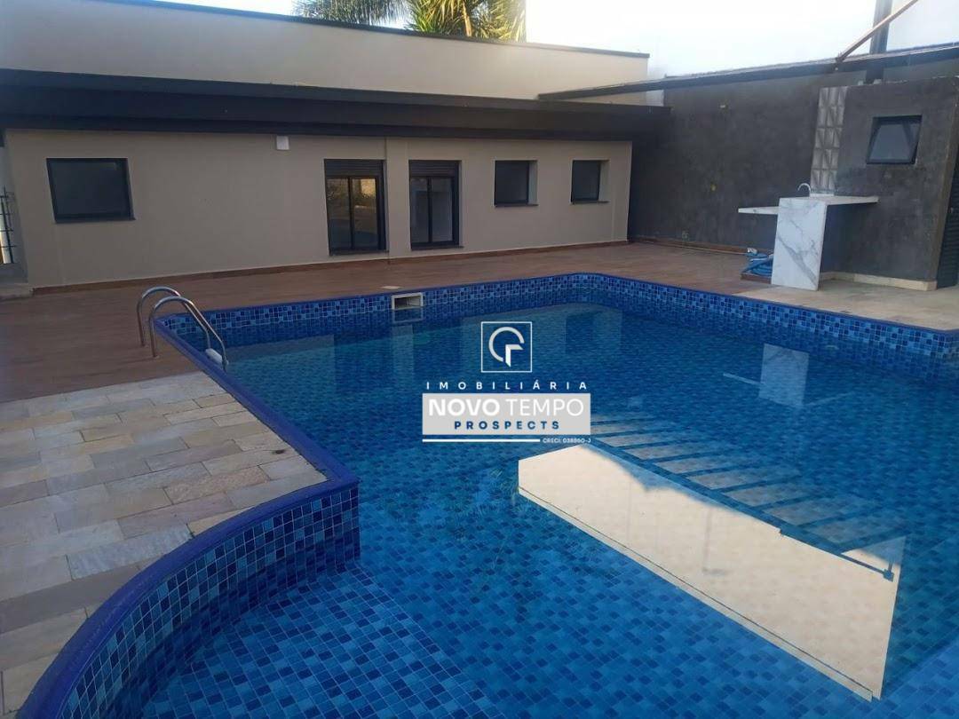 Casa à venda com 3 quartos, 220m² - Foto 5