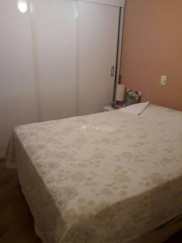 Apartamento à venda com 2 quartos, 64m² - Foto 15