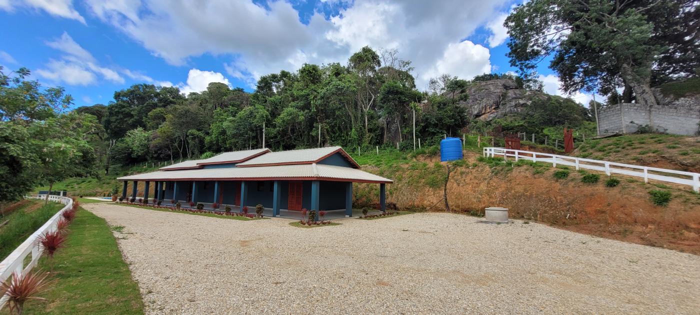 Fazenda à venda com 3 quartos, 10124m² - Foto 3