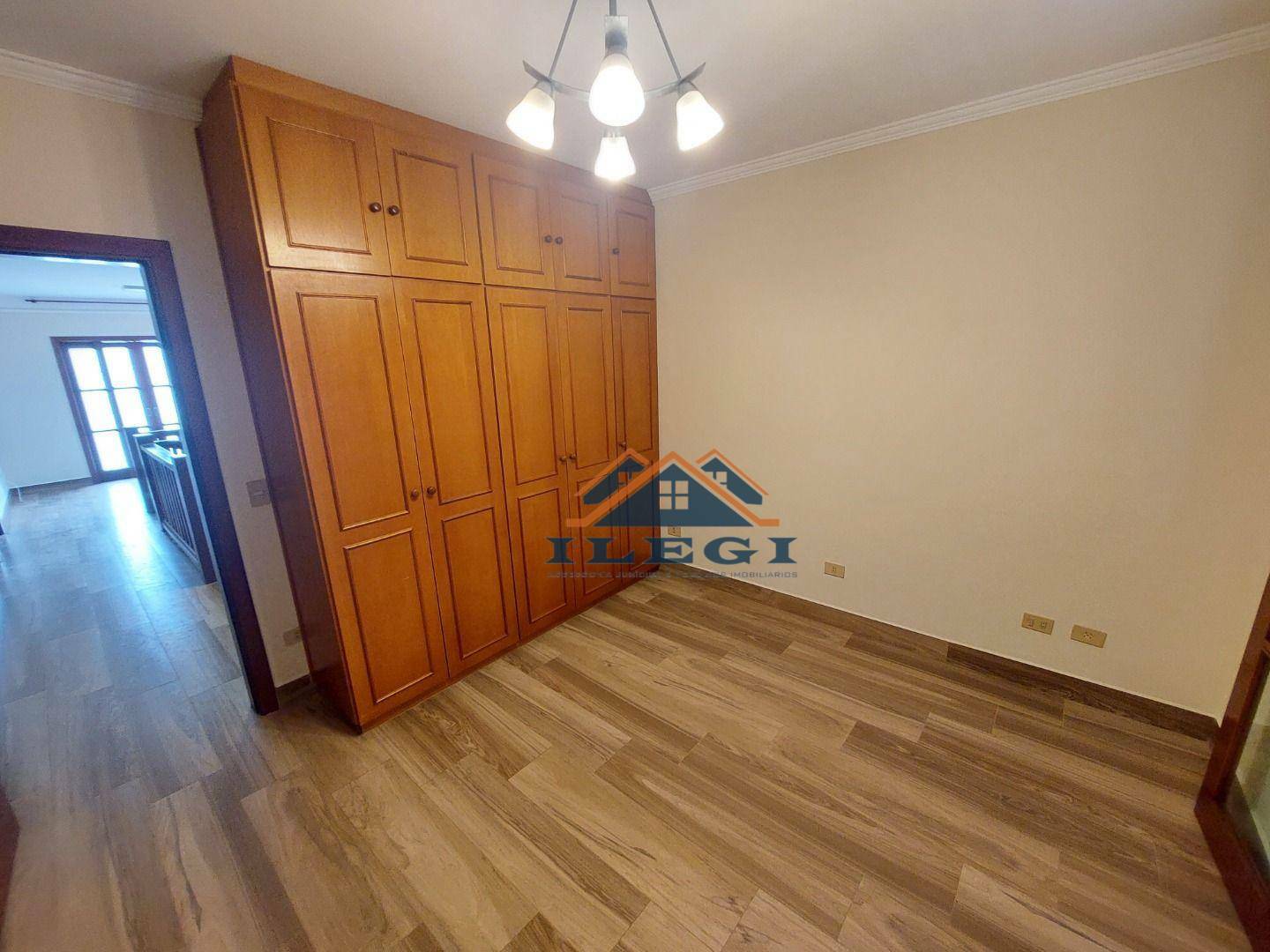 Casa para alugar com 5 quartos, 427m² - Foto 26